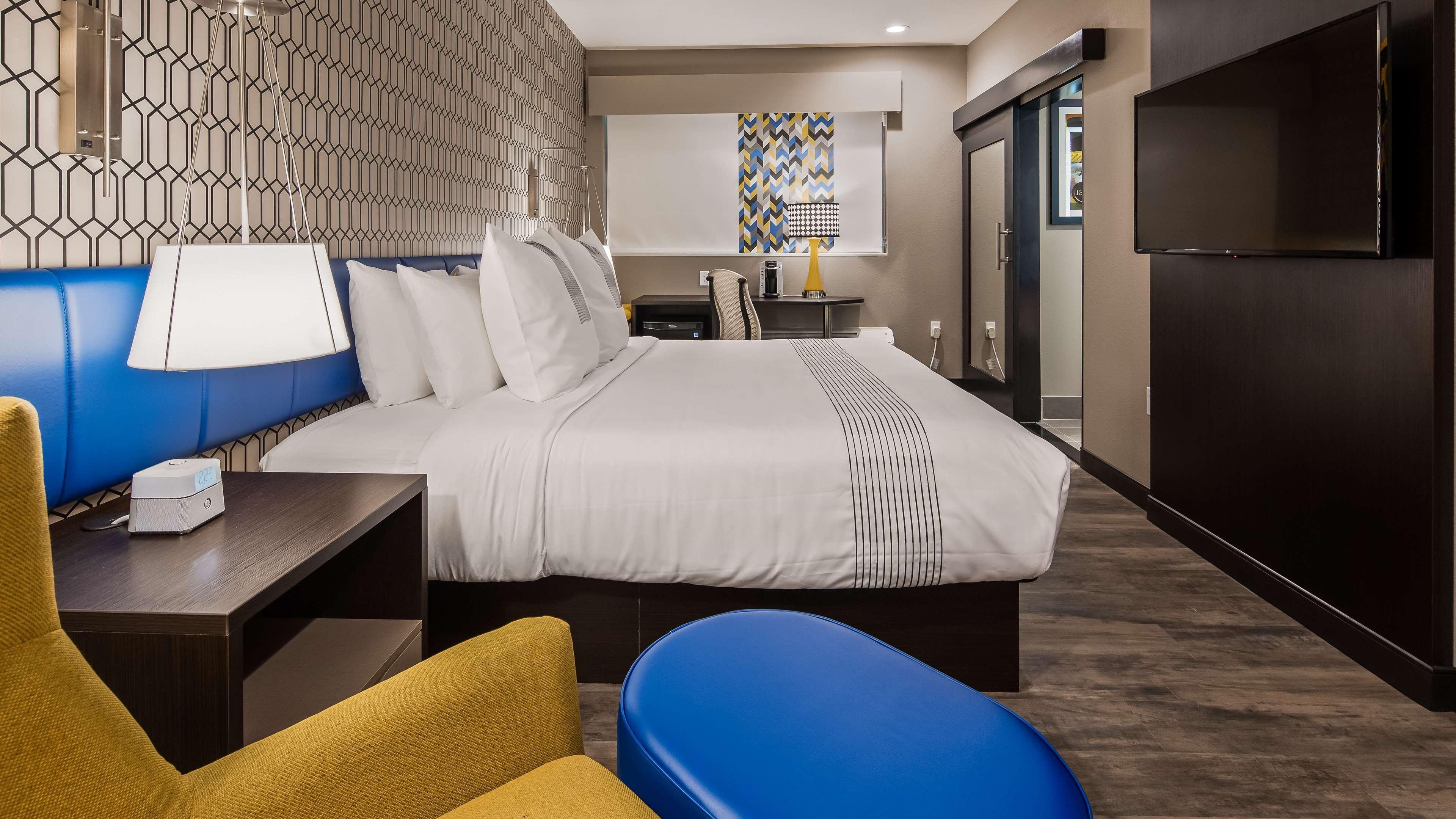 Glo Best Western Tulsa-Catoosa East Route 66 Екстер'єр фото