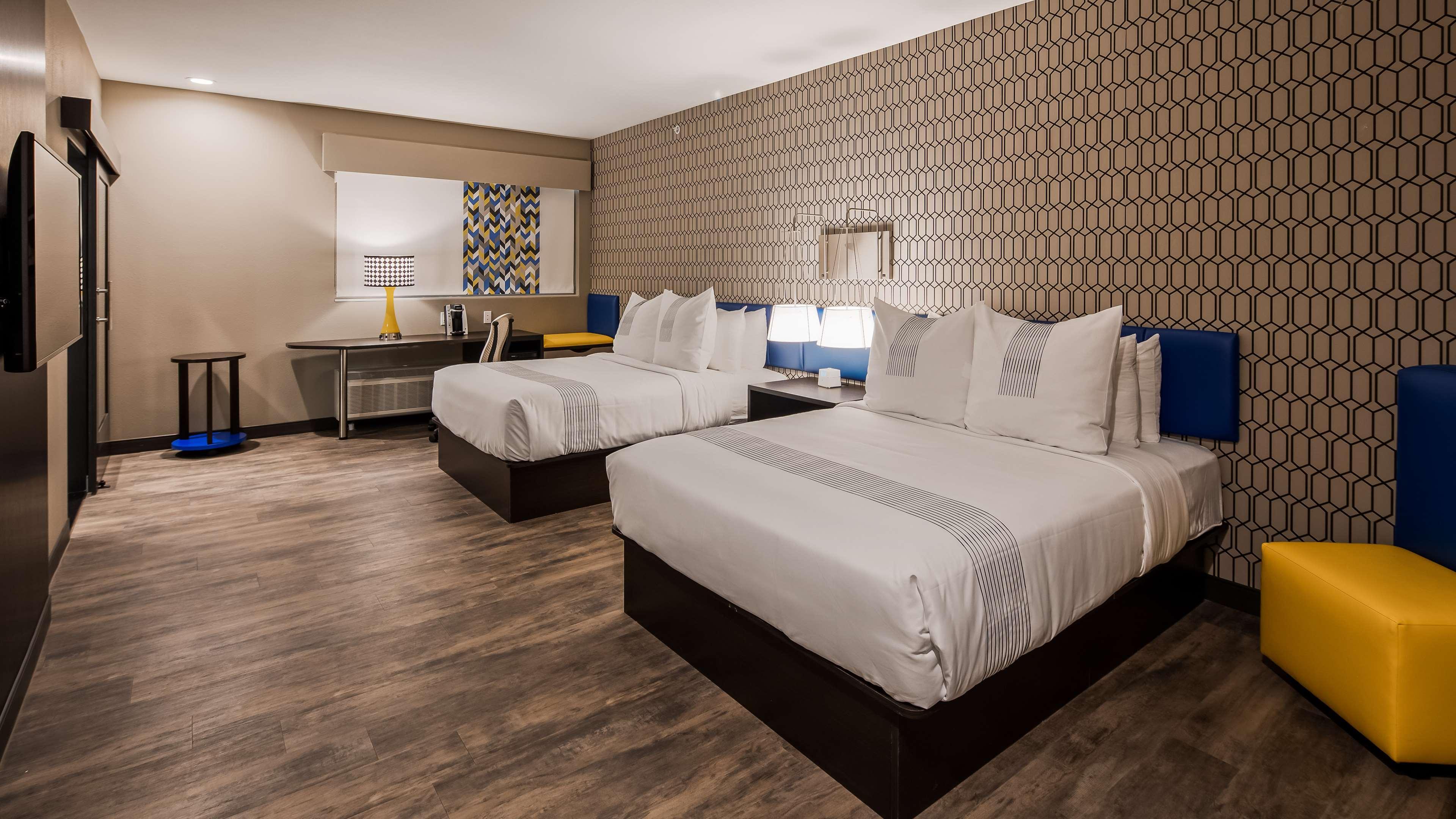 Glo Best Western Tulsa-Catoosa East Route 66 Екстер'єр фото
