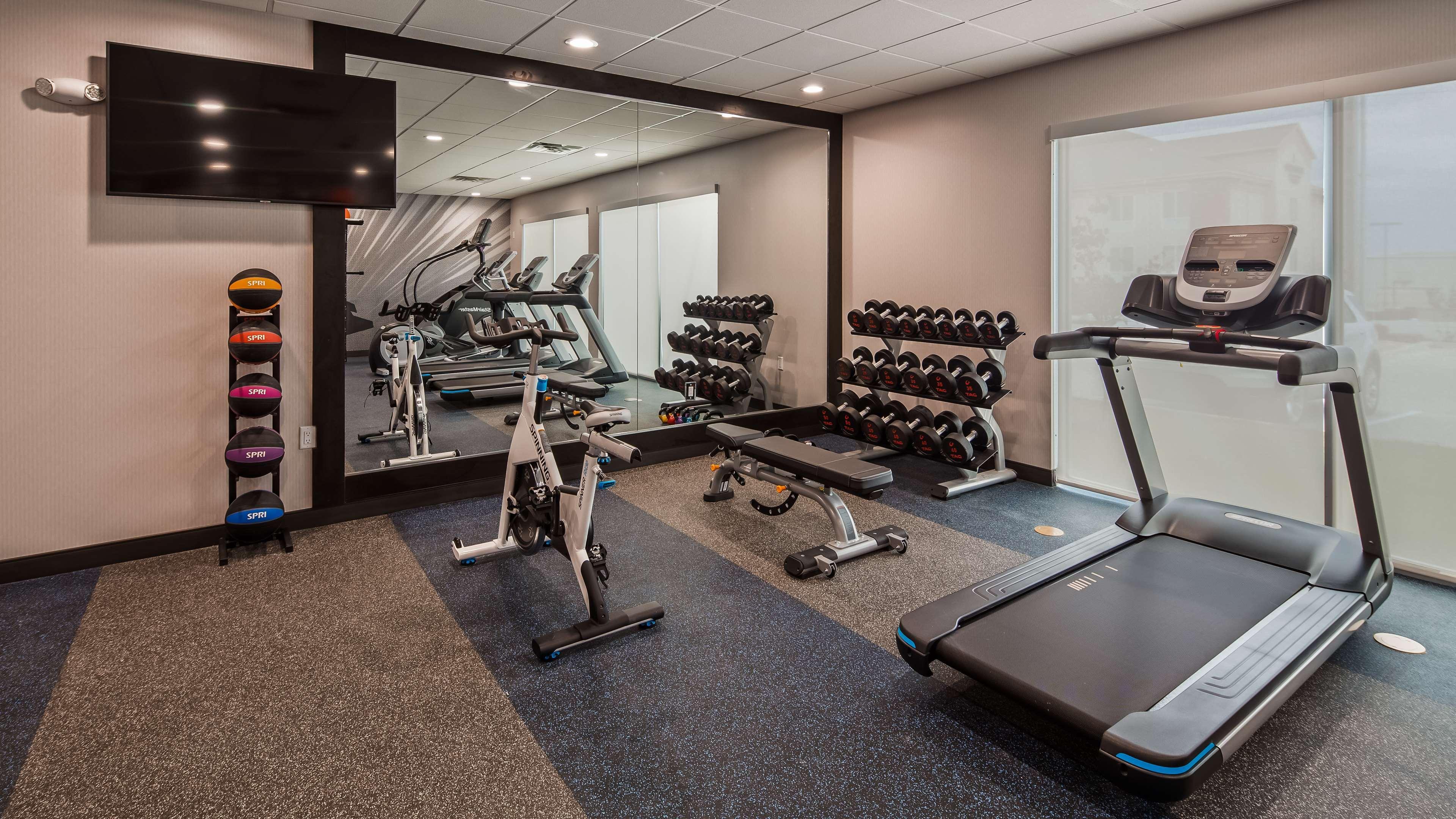 Glo Best Western Tulsa-Catoosa East Route 66 Екстер'єр фото