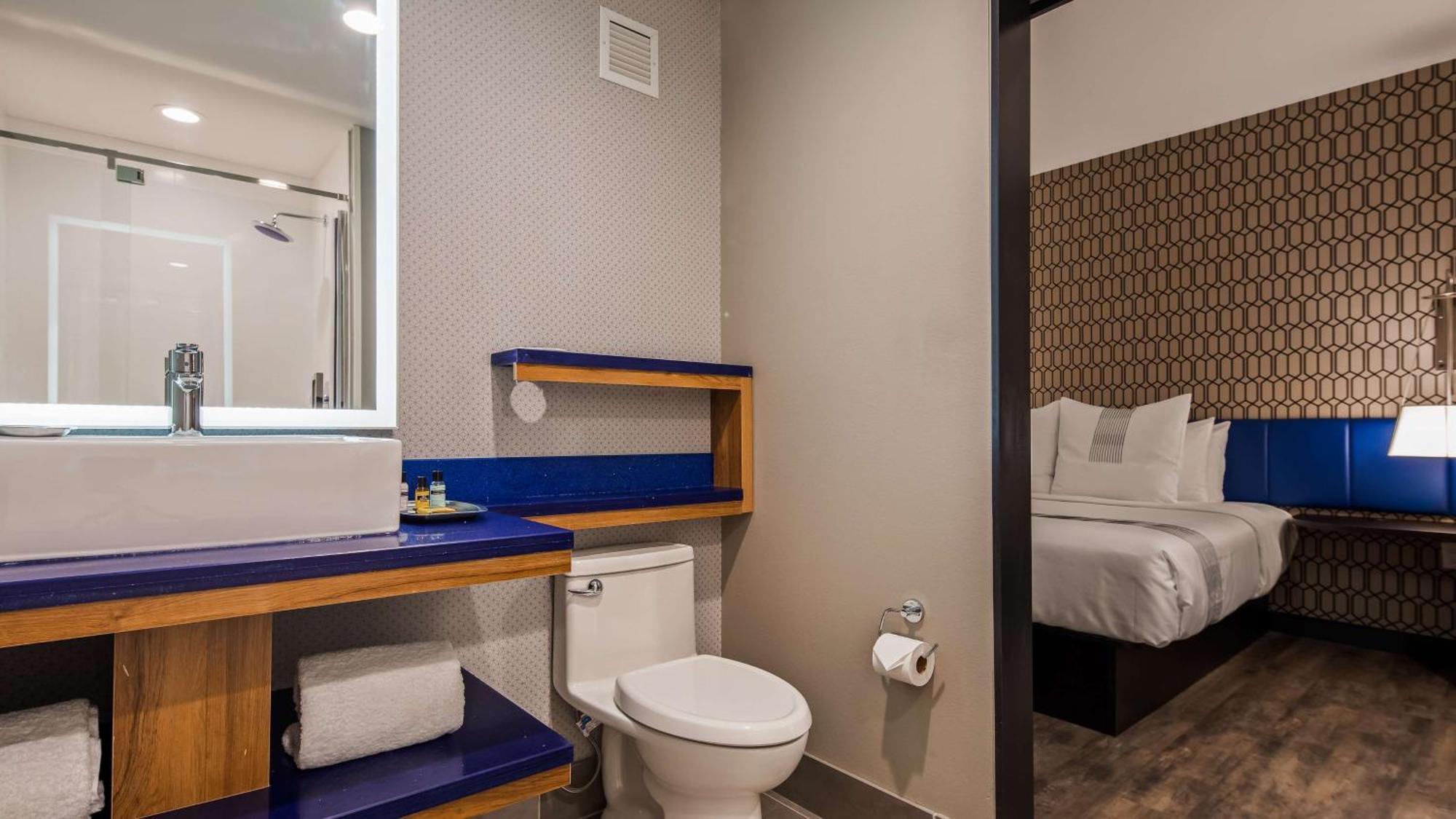 Glo Best Western Tulsa-Catoosa East Route 66 Екстер'єр фото